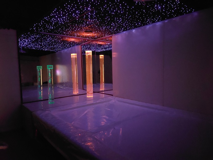 Waterbed met Sterrenhemel en Bubble Units ('t Mankement).